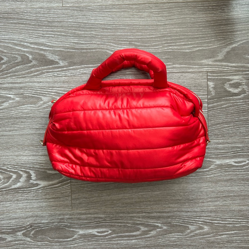 Estee Lauder Vibrant Red Travel Bag